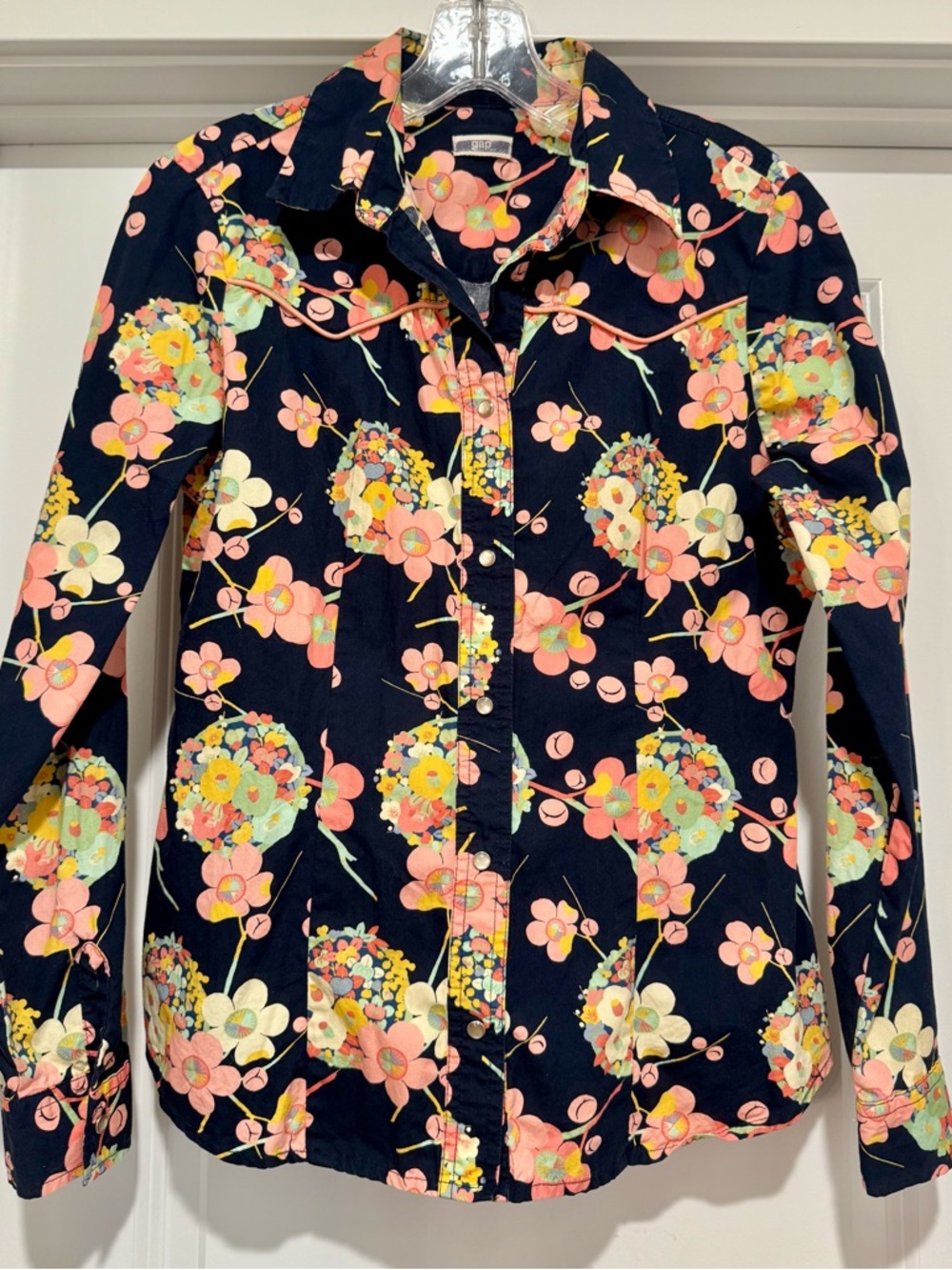 Vintage GAP Y2K Navy Floral Pearl Snap Western Style Shirt Size S